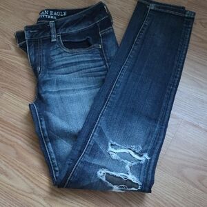 American Eagle Outfitters Women's Dark Blue Distressed Skinny Jeans